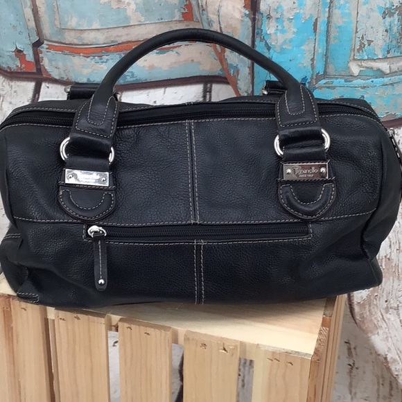 Tagnanella Bags Tignanella Duffle Style Leather Purse Poshmark